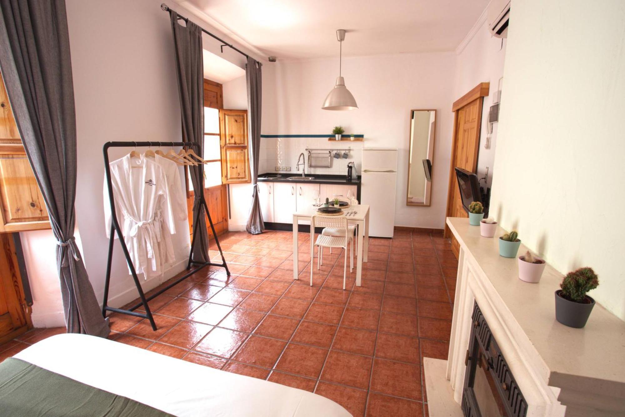 Hostel Bbtk Malaga Zewnętrze zdjęcie